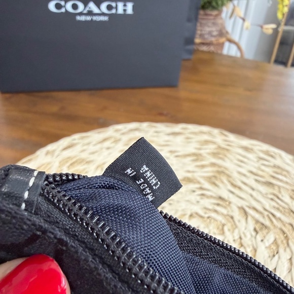 Coach Signature Jacquard Leather Wristlet Wallet Mini Clutch Bag Vintage Y2K - Picture 7 of 8